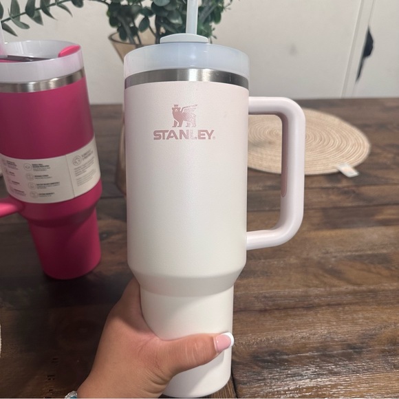 Stanley 40oz Quencher H2.0 Tumblers - Picture 6 of 10